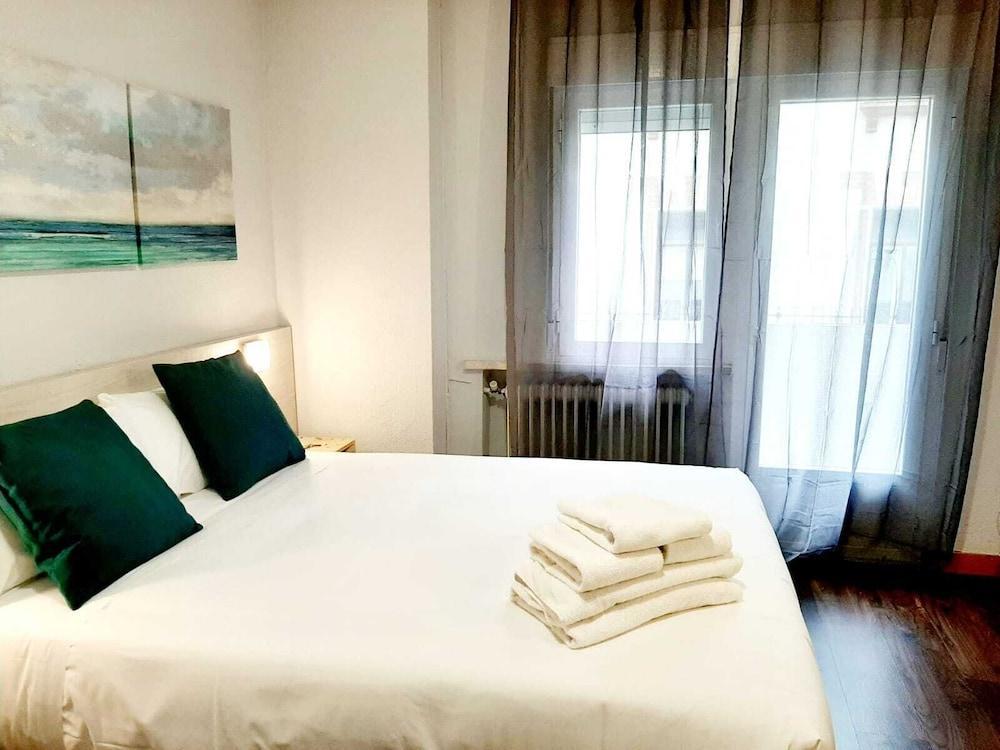 Arjori Rooms Hostal Salamanca Eksteriør bilde