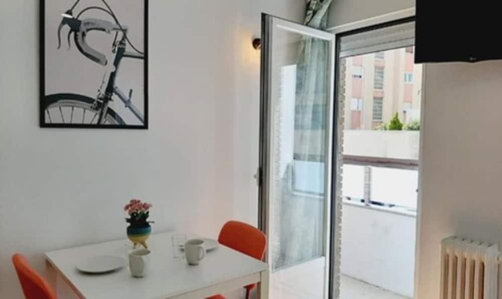 Arjori Rooms Hostal Salamanca Eksteriør bilde