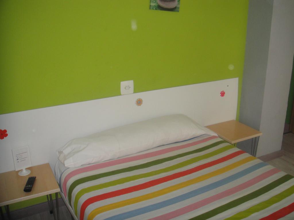 Arjori Rooms Hostal Salamanca Eksteriør bilde