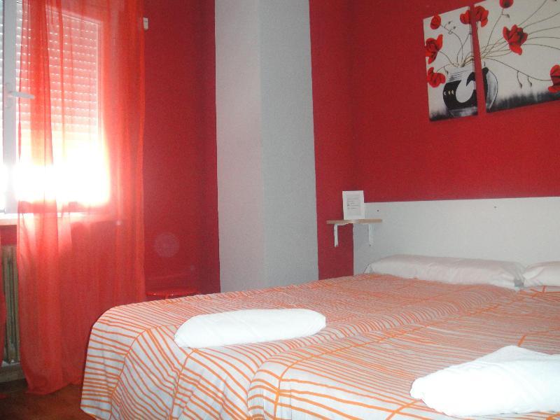 Arjori Rooms Hostal Salamanca Eksteriør bilde